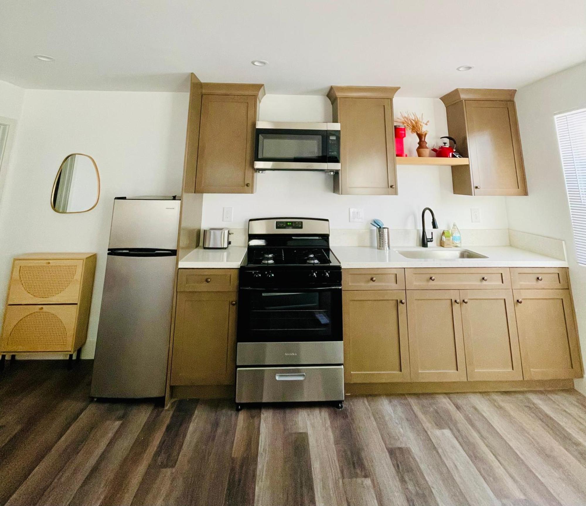 ロサンゼルスModern Gem 2 Miles From Sofiアパートメント エクステリア 写真